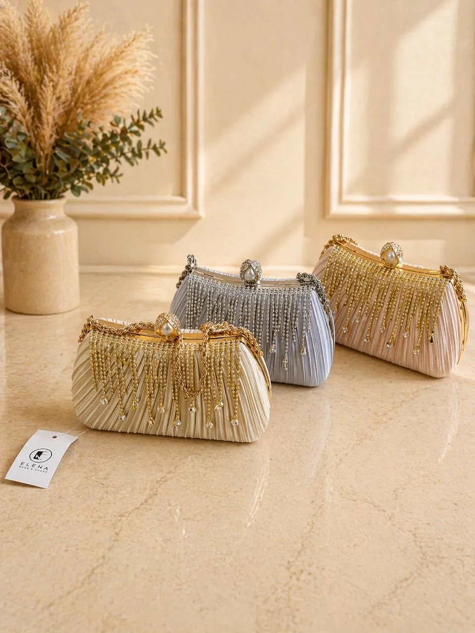 img-6272ipx_1784126999-1.webp Pochette Soiré Tendance ELENA – Image 1